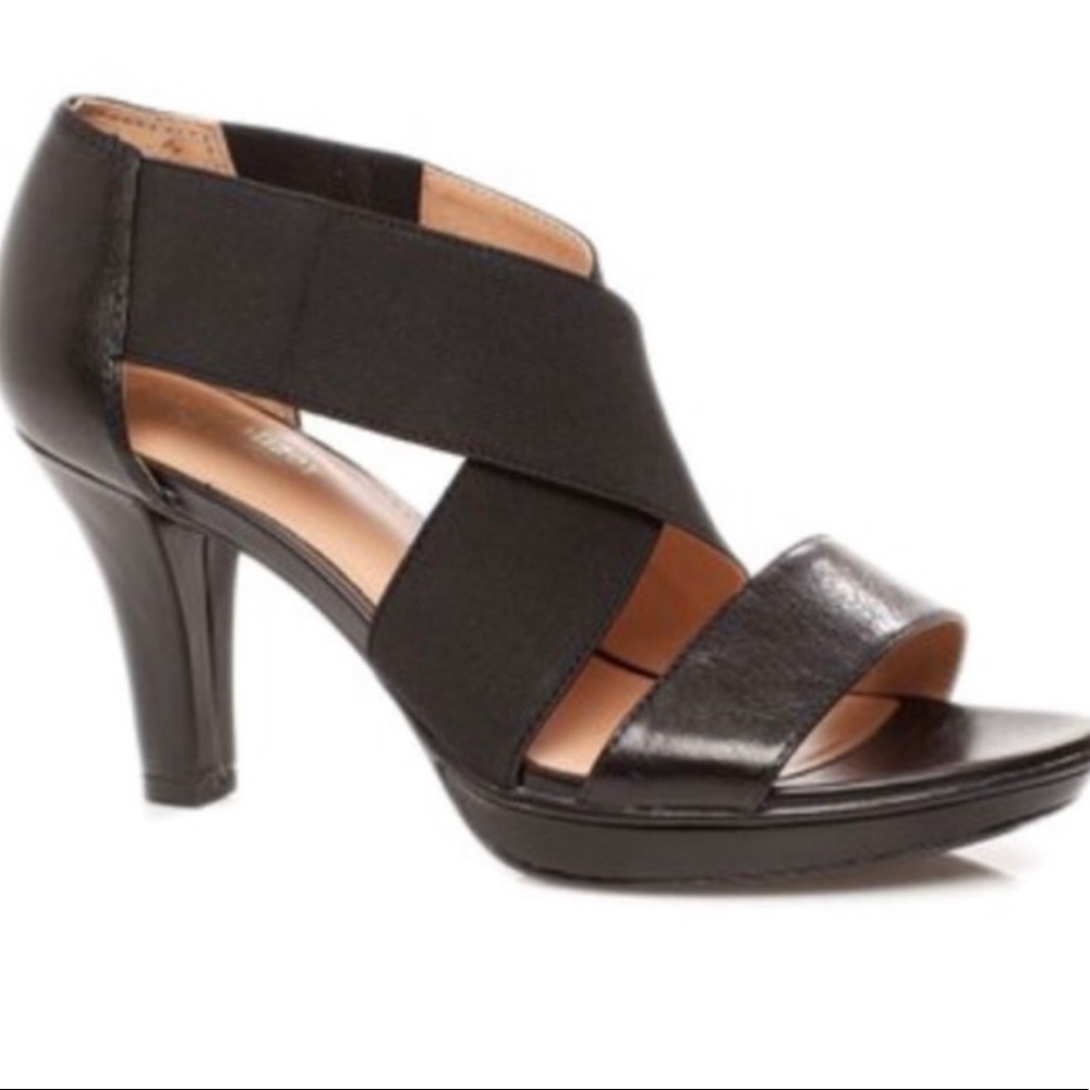 Naturalizer Delmar size 8 open toe heel